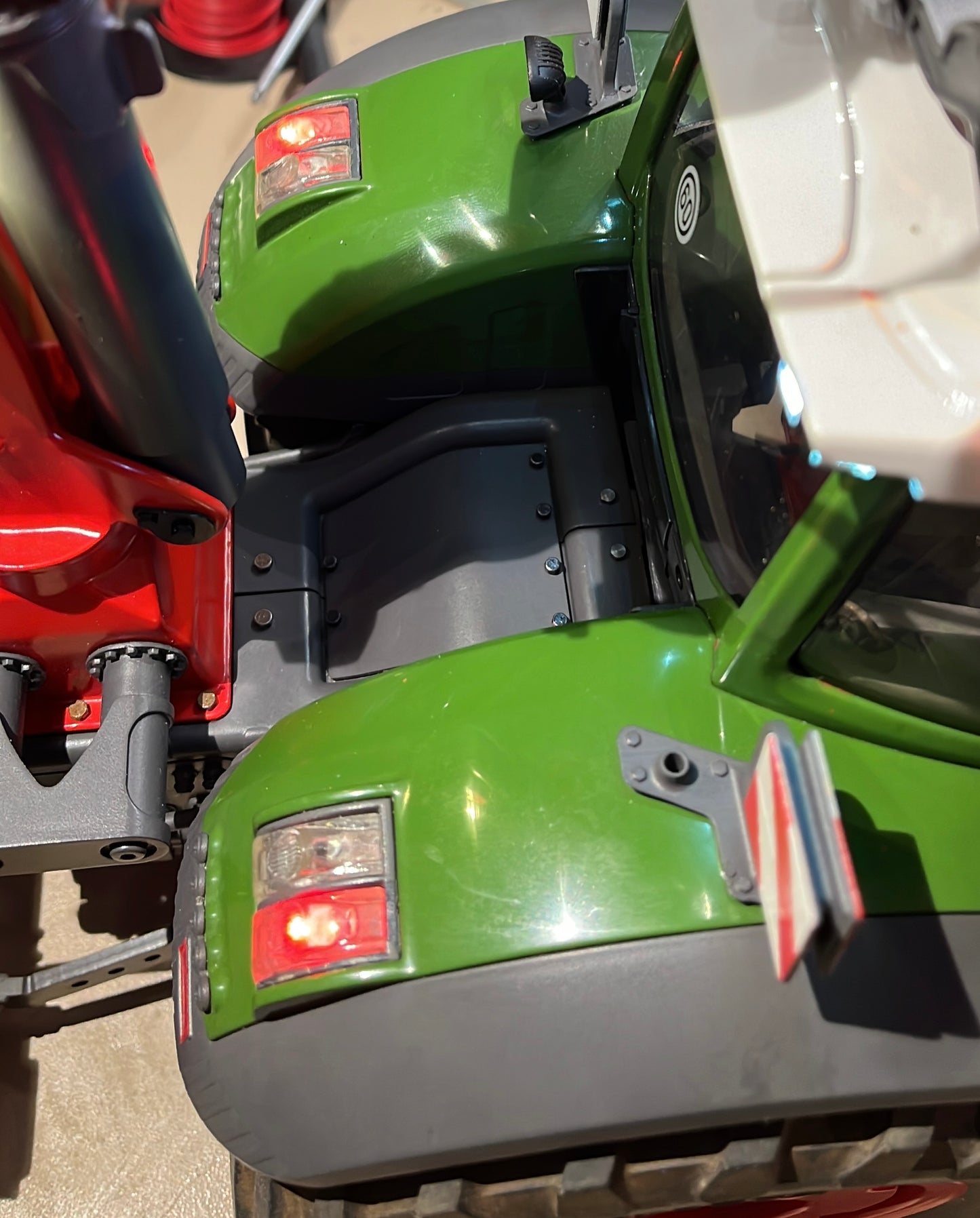 1 Paar klare Heckscheinwerfer Gläser für Bruder Fendt 1050